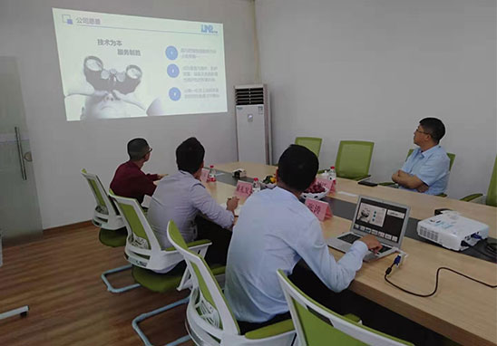 中國質(zhì)量認(rèn)證中心(CQC)廣州分公司劉江主任蒞臨廣東雷寧普參觀指導(dǎo) 中國質(zhì)量認(rèn)證中心(CQC)廣州分公司劉江主任蒞臨廣東雷寧普參觀指導(dǎo)